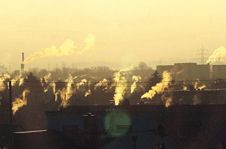 Smog atakuje, rząd obiecuje