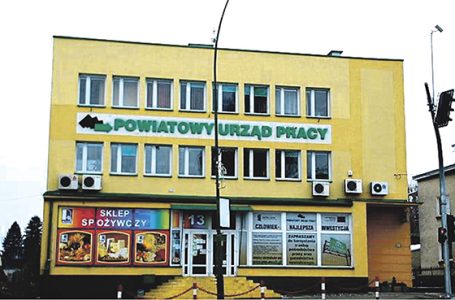 Niewydolne urzędy pracy