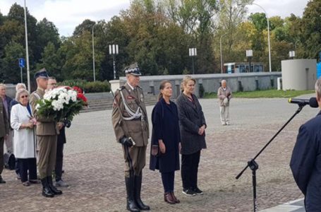 Chwała Bohaterom Pierwszej Armii