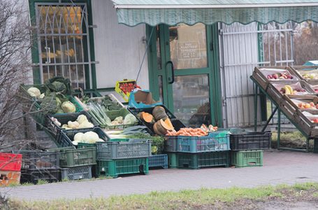 Coraz mniej małych sklepów