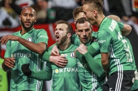 Legia już odjechała rywalom