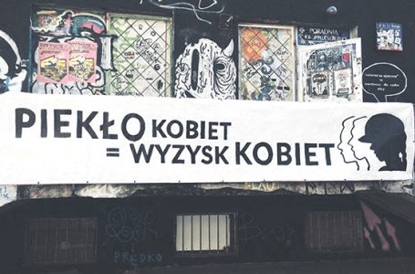 Grzywna za obronę praw kobiet?