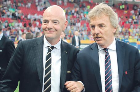 Boniek stawia się FIFA