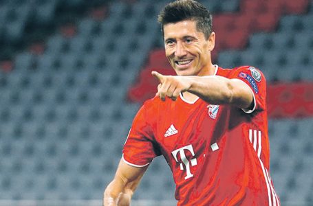 Lewandowski atakuje nie tylko na boisku