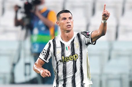 Cristiano Ronaldo nie odpuszcza Lewemu