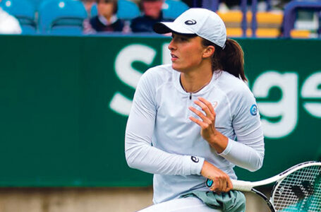 Świątek odpadła z WTA Finals, Hurkacz dopiero zaczął walkę w ATP Finals